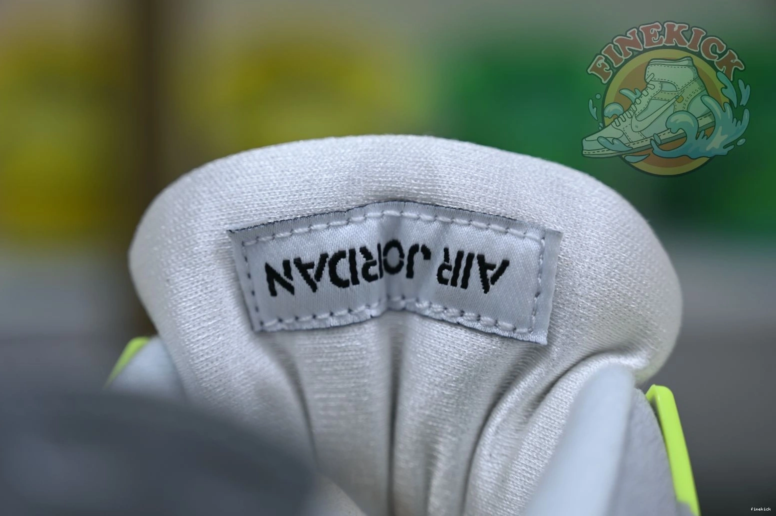 retro 4 Jordan se'95neon Air Jordan 0228